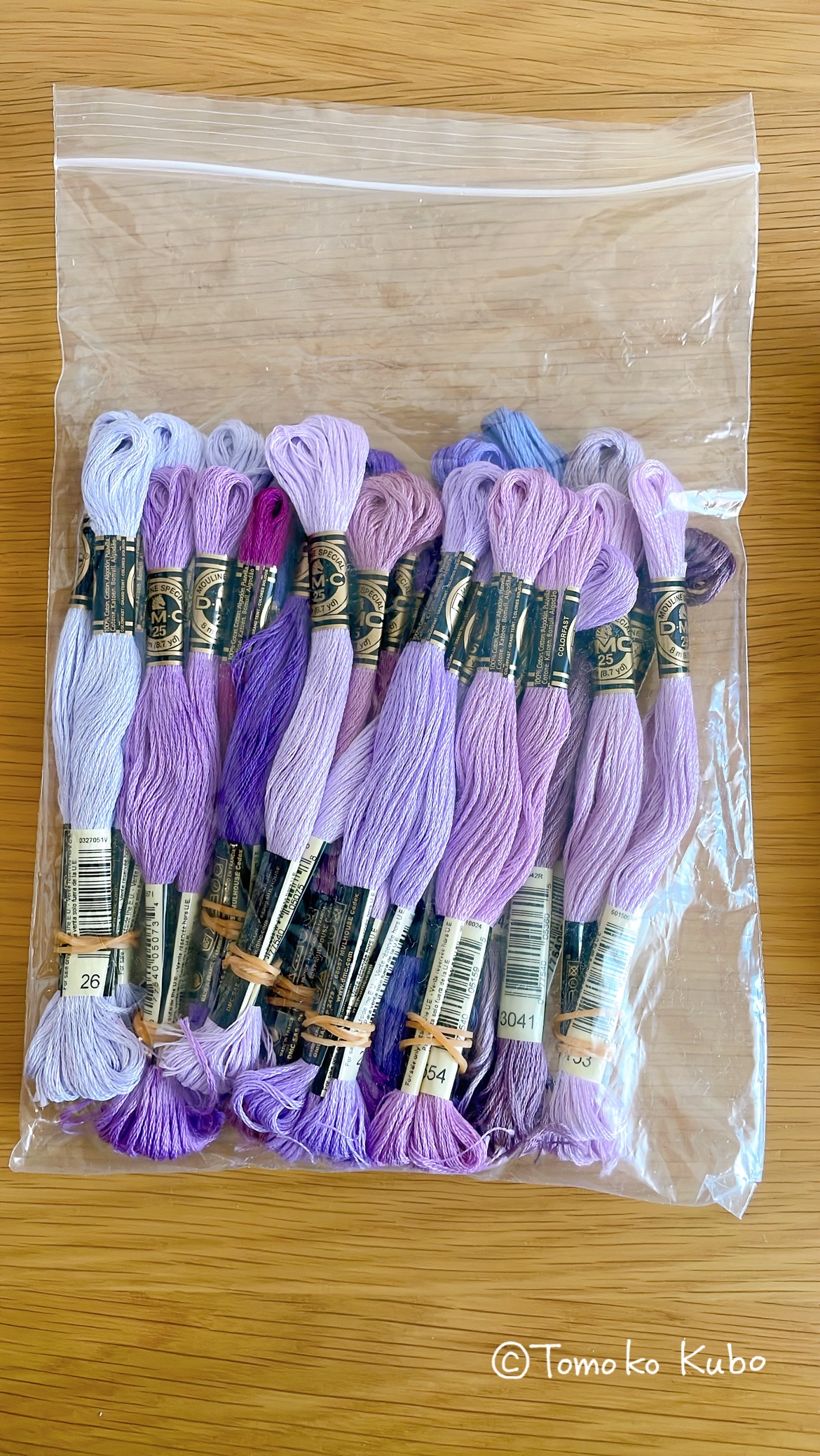 25番刺繍糸の保管方法、色の比較しやすく、しまいやすい